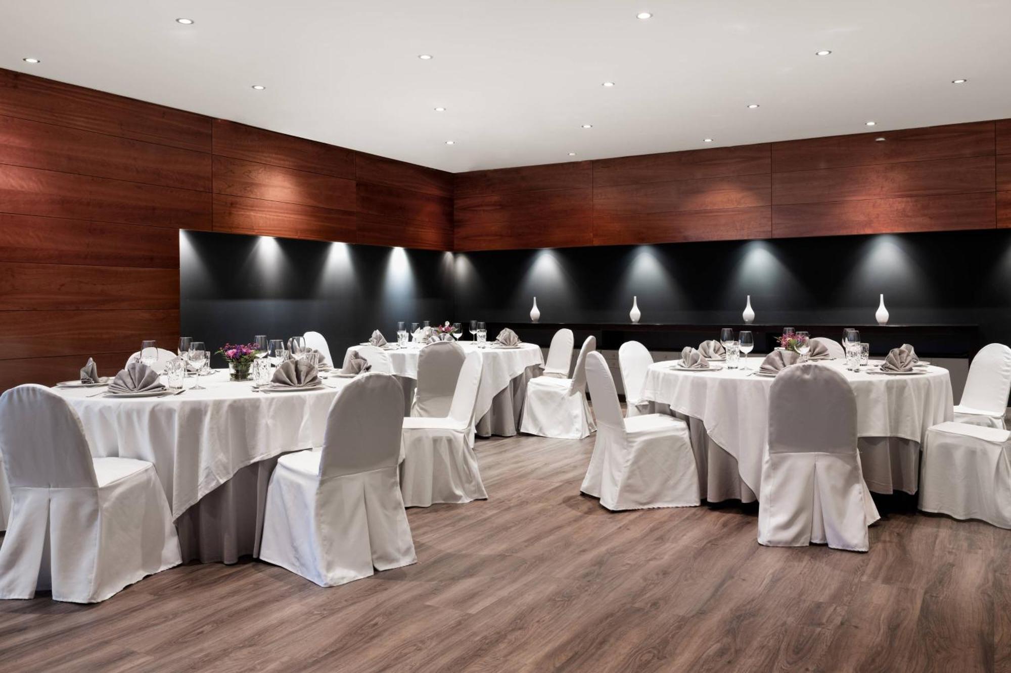 Ac Hotel A Coruna By Marriott Bagian luar foto